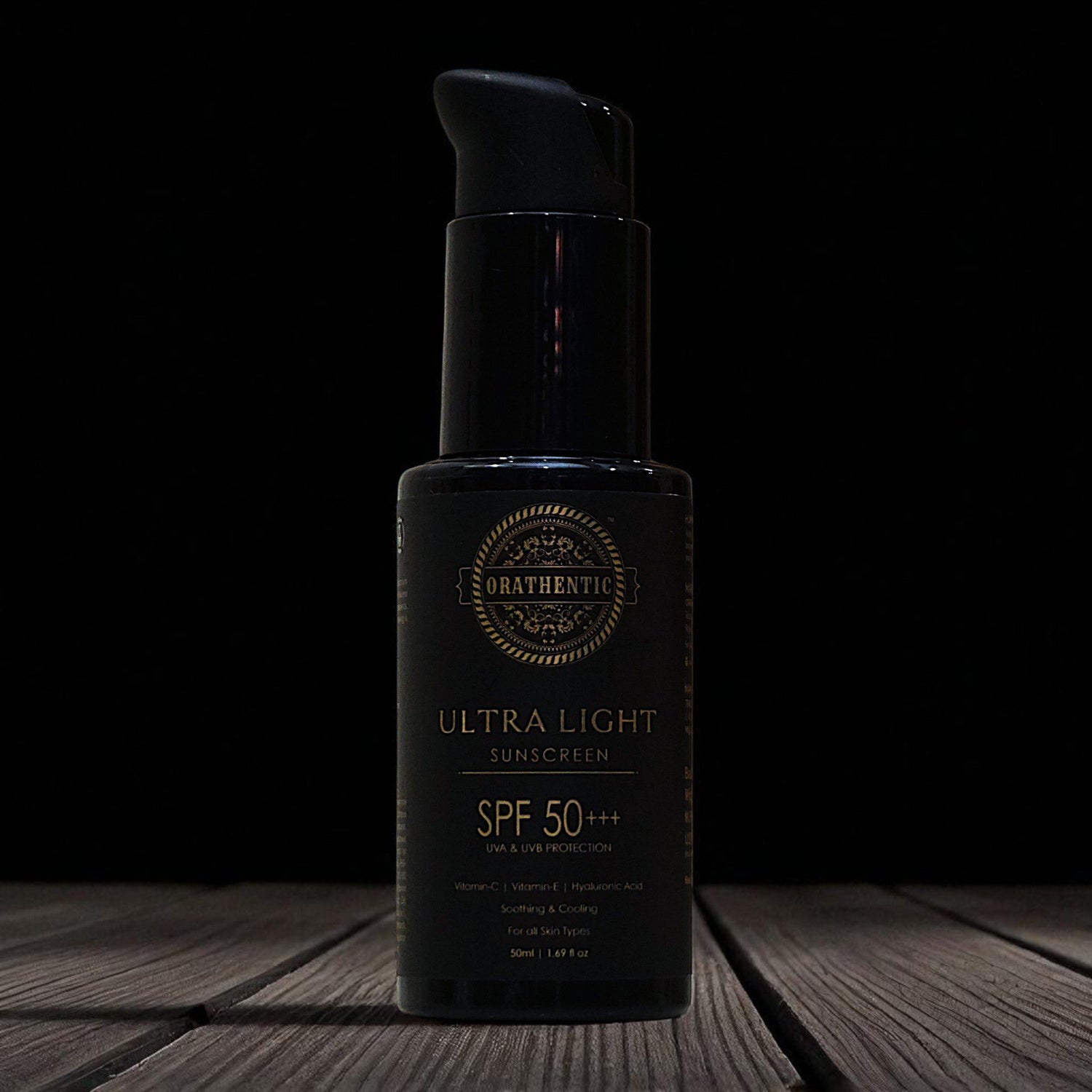 Ultra Light Sunscreen SPF 50+++ | UVA &amp; UVB Broad Spectrum Protection | with Vitamin C + Vitamin E + Hyaluronic Acid | Soothing &amp; Cooling | 50ml